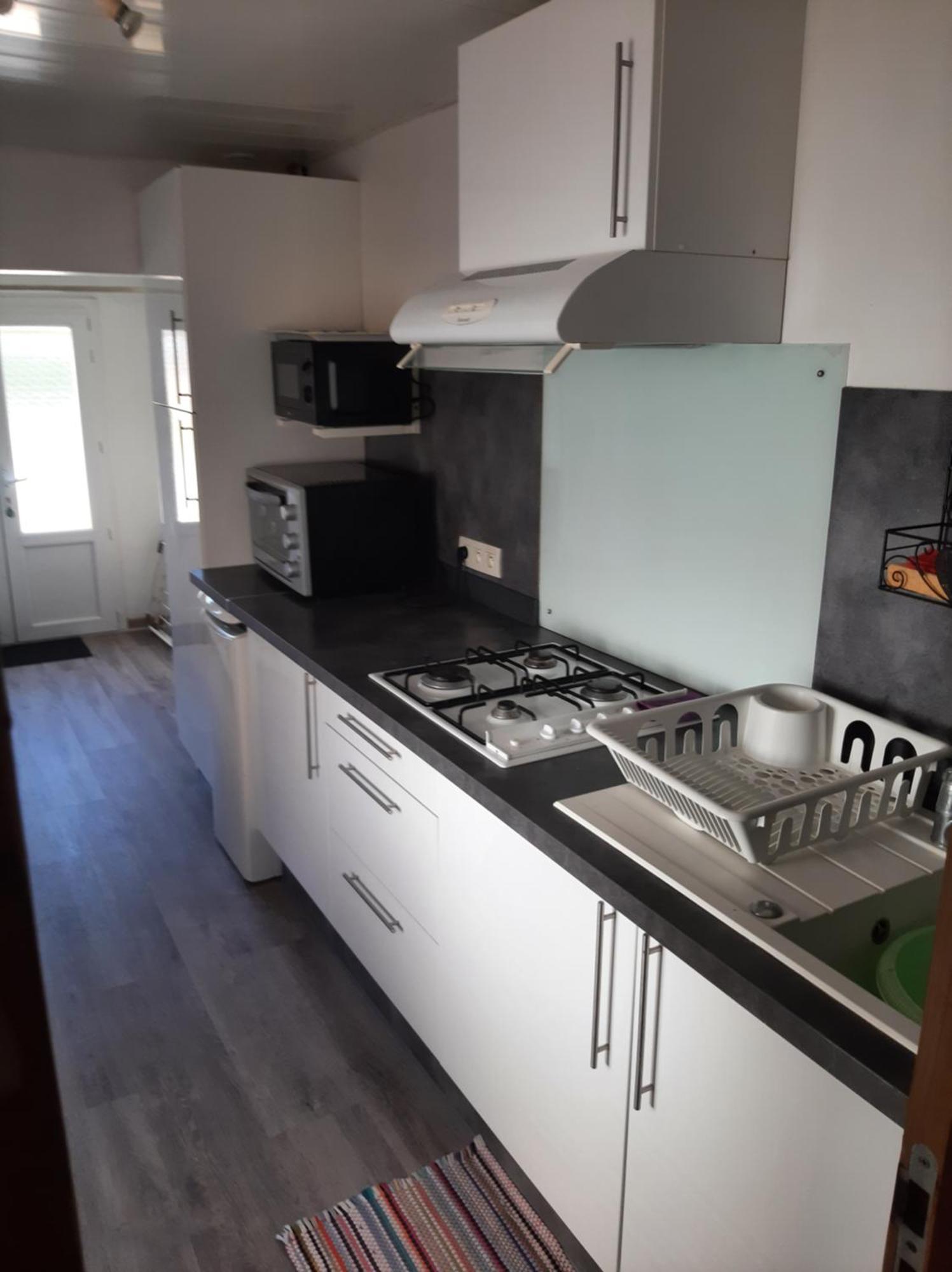 Appartement Meuble Bord De Mer Fos Sur Mer โฟส์-ซูร์-แมร์ ภายนอก รูปภาพ