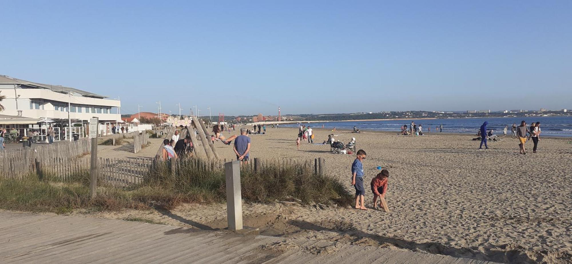 Appartement Meuble Bord De Mer Fos Sur Mer โฟส์-ซูร์-แมร์ ภายนอก รูปภาพ