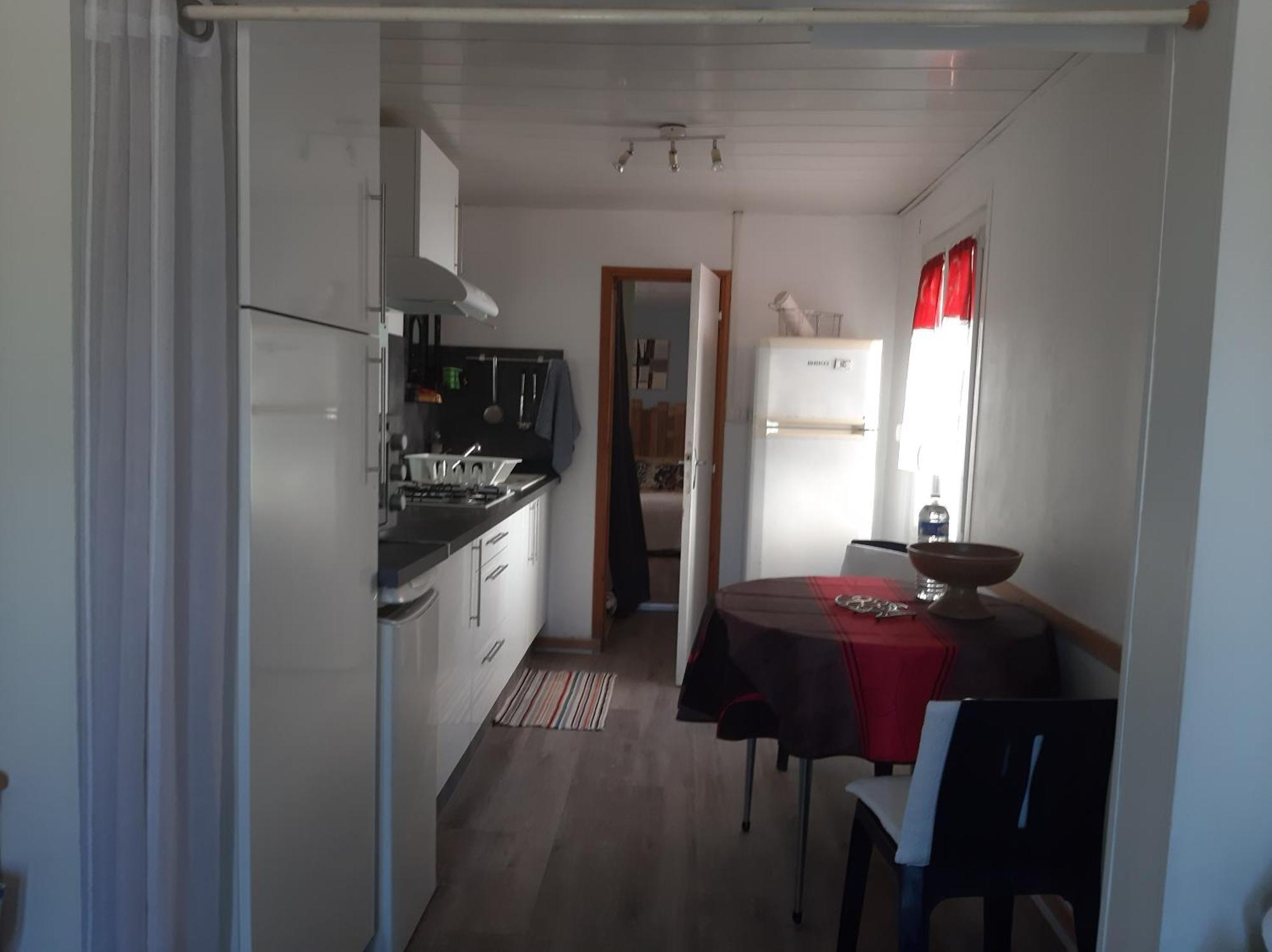 Appartement Meuble Bord De Mer Fos Sur Mer โฟส์-ซูร์-แมร์ ภายนอก รูปภาพ